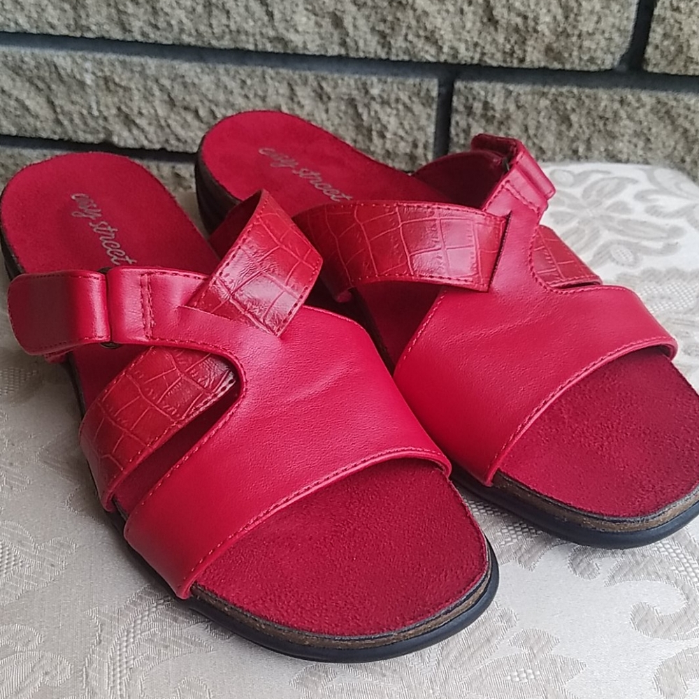 Easy Street Frenzy Women's Sandal